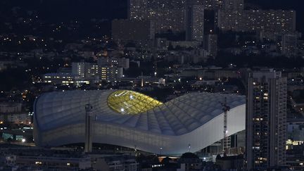 Le match de Ligue des champions Marseille-Francfort aura lieu mardi 13 septembre au stade Vélodrome, la préfecture a annoncé avoir prévu un "dispositif de sécurité renforcé". Photo d'illustration (BORIS HORVAT / AFP)