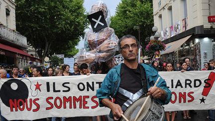 Marche des intermittents à Avignon le 4 juillet 2014, jour de l'ouverture du festival.
 (Boris Horvat / AFP)