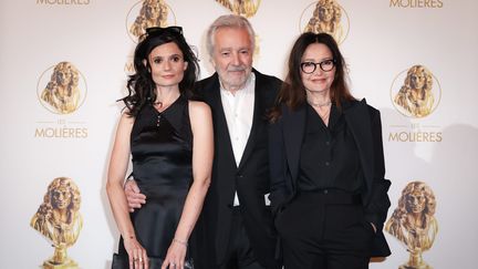 Salomé Lelouch, Pierre Arditi et Evelyne Bouix à la 33e Nuit des Molière pour la pièce "Fallait pas le dire", le 30 mai 2022 (FRED DUGIT / MAXPPP)