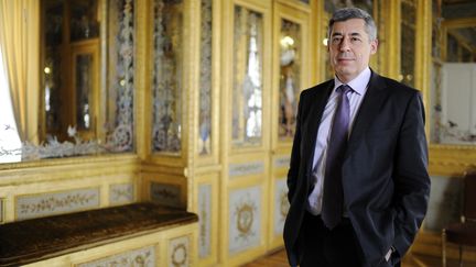 Le conseiller sp&eacute;cial du pr&eacute;sident Sarkozy, Henri Guaino, dans un salon de l'Elys&eacute;e, &agrave; Paris, le 20 f&eacute;vrier 2012. (ERIC FEFERBERG / AFP)