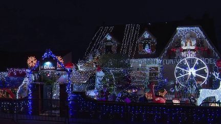 Noël : dans le Pas-de-Calais, la maison d'un fana de décoration attire tous les regards