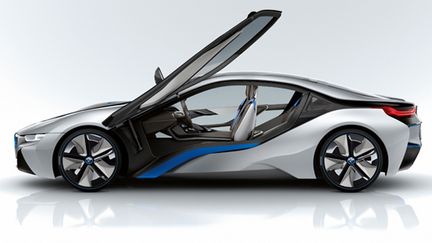  (© BMW i8 : l'hybride au superlatif)