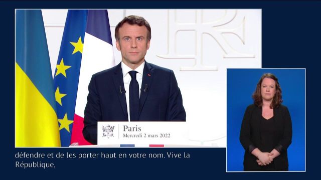 REPLAY - Guerre en Ukraine : regardez l'allocution d'Emmanuel Macron