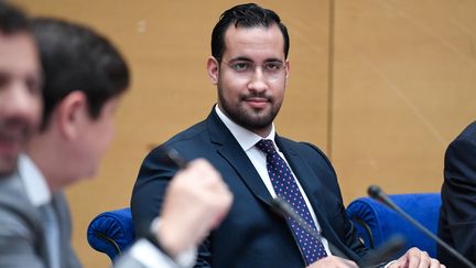 Alexandre Benalla interrogé par un comité sénatorial, à Paris, le 19 septembre 2018.&nbsp; (BERTRAND GUAY / AFP)