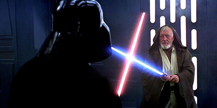 Obi-Wan, dans Un Nouvel Espoir,&nbsp; affronte pour la dernière fois Dark Vador dans un ultime combat funeste. (LUCASFILMS LTD / THE WALT DISNEY COMPANY)