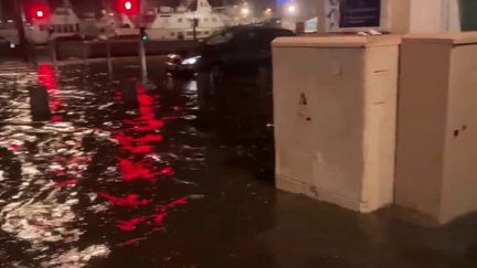 Intempéries : Marseille et Cassis sous des pluies diluviennes