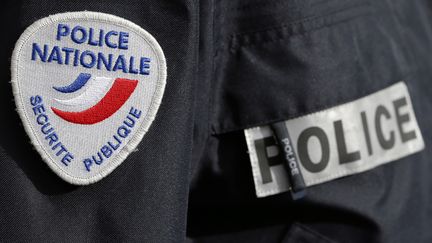 Opérations antiterroristes à Paris : un homme au centre de l'attention