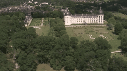 Patrimoine : à la découverte des splendeurs du château de Valençay (France 2)