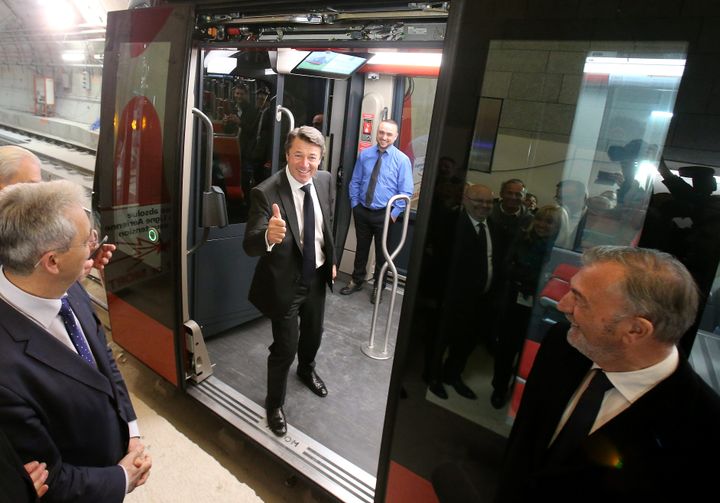 Christian Estrosi, le maire de Nice (Alpes-Maritimes), inaugure une station de la ligne 2 du tramway, le 21 mars 2019.&nbsp; (MAXPPP)