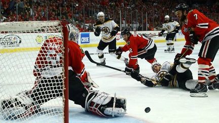 Corey Crawford et les Blackhawks ont dû s'incliner face au Bruins de Boston