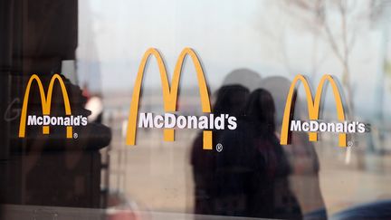 Un restaurant&nbsp;McDonald's à San Francisco (Californie), aux Etats-Unis, le 30 janvier 2018. (JUSTIN SULLIVAN / GETTY IMAGES NORTH AMERICA / AFP)