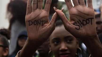 États-Unis : l'état d'urgence décrété après une deuxième nuit de violences à Charlotte