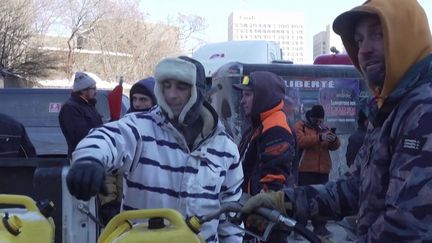 Canada : l'état d'urgence déclaré dans la capitale face aux manifestations anti-vaccin