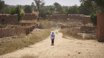 Une vue du village de Soum au cœur du Burkina Faso. Photo d'illustration. (MICHELE CATTANI / AFP)