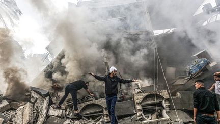 A building hit by an Israeli strike in Rafah, in the Gaza Strip, December 14, 2023. (MAHMUD HAMS / AFP)