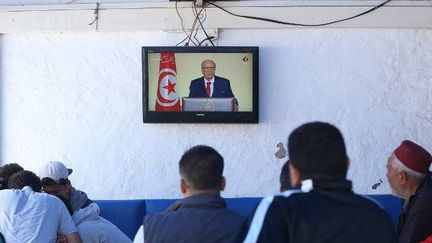 Intervention du président Beji Caid Essebsi à la télévision tunisienne dans un café en 2017. (Yassine Gaidi / ANADOLU AGENCY)