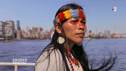 Envoyé spécial. "Les gens ici ne savent pas que le pétrole vient d'Amazonie" : une Indienne waorani à New York