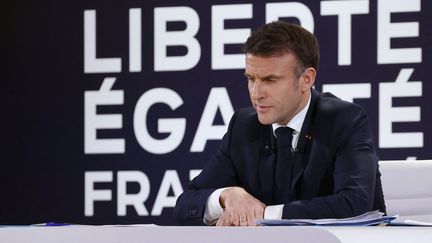 Emmanuel Macron at the Elysée during a press conference, January 16, 2024. (LUDOVIC MARIN / AFP)