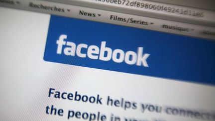 Facebook est maintenant contraint de demander l'accord de ses membres avant de changer la fa&ccedil;on dont leurs donn&eacute;es sont partag&eacute;es. (LOIC VENANCE / AFP)