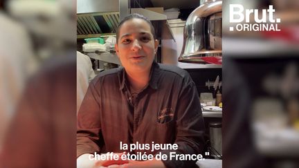 A 21 ans, Julia Sedefdjian est devenue la plus jeune cheffe étoilée du Guide Michelin. Brut l’a rencontrée dans son nouveau restaurant parisien, Baieta.