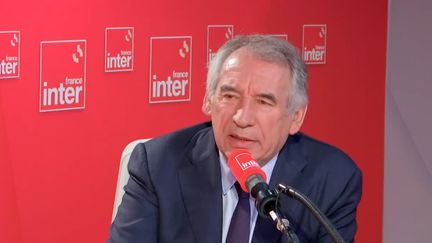 François Bayrou,&nbsp;président du Modem, invité sur France Inter le 3 mai 2022. (CAPTURE ECRAN / FRANCE INTER)