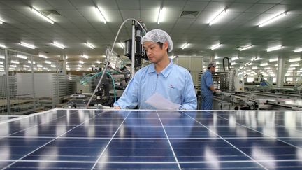 Le secteur des panneaux photovoltaïques est l'un de ceux qui a le plus souffert du dumping chinois (CHINAFOTOPRESS/MAXPPP)