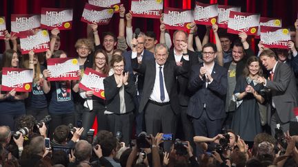 Le candidat écologiste Alexander Van der Bellen, le soir de sa victoire à l'élection présidentielle autrichienne, à Viennes (Autriche), le 4 décembre 2016. (JOE KLAMAR / AFP)