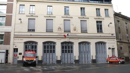 La caserne Plaisance, située dans le 14e arrondissement de Paris,&nbsp;photographiée le 5 mai 2019 après la garde à vue des pompiers. (GUILLAUME GEORGES / MAXPPP)