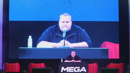 Le sulfureux fondateur de Megaupload, Kim Dotcom, a lanc&eacute;, le 20 janvier 2013, depuis Auckland (Nouvelle-Z&eacute;lande), son nouveau site de partage de fichiers, Mega. (MICHAEL BRADLEY / AFP)