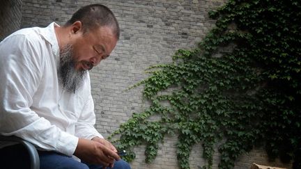 Ai Weiwei chez lui, dans l&#039;attente (20/06/2012)
 (Mark Ralston / AFP)