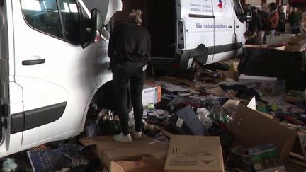 Ce saccage compromet une distribution prévue la semaine prochaine pour aider 30 000 familles du département. (FRANCE 2)