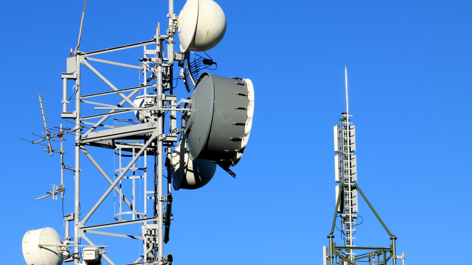 Loire Atlantique Antennes Relais Un Rapport Trop Prudent Selon Les My