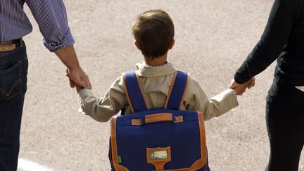 Arriv&eacute;e &agrave; l'&eacute;cole primaire, &agrave; Vincennes, &agrave; la rentr&eacute;e 2012. (CHARLES PLATIAU / REUTERS)