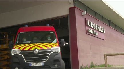 Santé : à Orléans, le personnel des urgences de l'hôpital est en grève