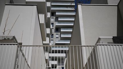 Immeubles résidentiels à Rennes (Ille-et-Vilaine), le 22 avril 2022 (DAMIEN MEYER / AFP)