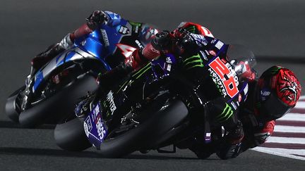 Fabio Quartararo (Yamaha) lors du Grand Prix du Qatar, le 6 mars 2022 sur le circuit de Losail (KARIM JAAFAR / AFP)