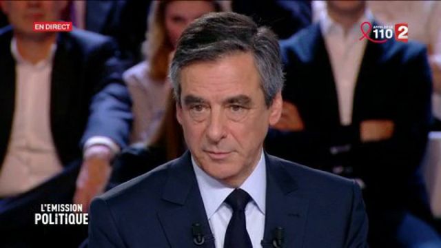 Fillon apprend qu'un journaliste dément les propos qui lui sont prêtés par l'ancien Premier ministre