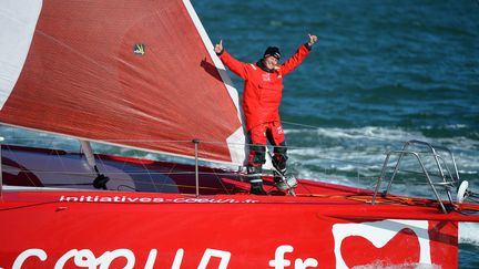  Samantha Davies est arrivée, hors course, aux Sables d'Olonne ce vendredi 26 février 2021. (JEAN-FRANCOIS MONIER / AFP)