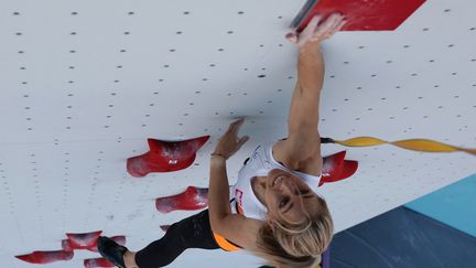 La Polonaise Aleksandra Miroslaw reine de l’escalade de vitesse a établi un nouveau record lors de JO de Paris (POOL / AFP)