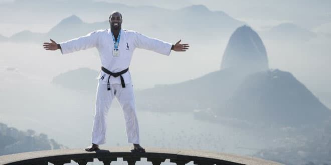 Teddy Riner est devenu pour la sixième fois champion du monde à Rio