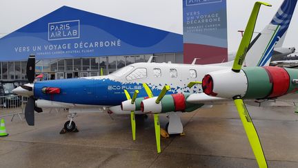 L'avion d'essais expérimental Ecopulse, hybride électrique au salon du Bourget. (Grégoire Lecalot)