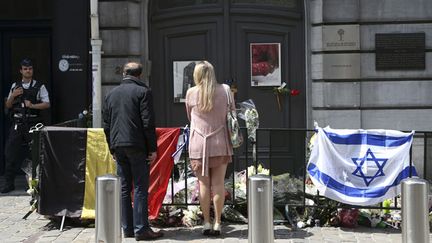 &nbsp; (Devant le Musée juif de Bruxelles début juin © REUTERS / Francois Lenoir)