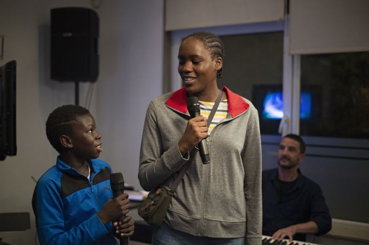 Pablo Schils et Joely Mbundu dans "Tori et Lokita" des frères Dardenne. (DIAPHANA DISTRIBUTION)