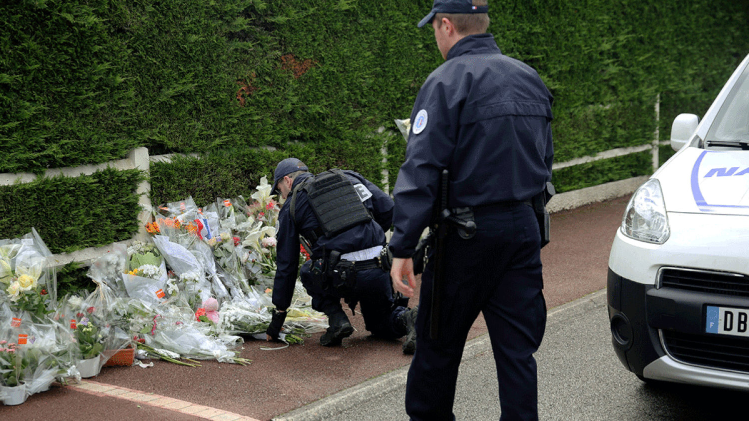 Magnanville Une Photo Du Policier Tué Retrouvée Dans Le Téléphone De Lassassin