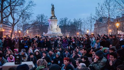 &nbsp; (Chaque matin depuis vendredi, plusieurs dizaines de manifestants ont été délogés par les forces de l'ordre, avant de revenir occuper la place © MaxPPP)