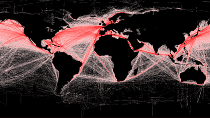 Cette carte illustre la densité des routes de commerce maritime dans le monde. Le canal de Suez et le canal de Panama font partie des parties du globe les plus fréquentées. (Domaine Public)