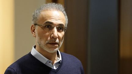 L'islamologue suisse Tariq Ramadan arrive au palais de justice de Paris, le 13 février 2020. (THOMAS SAMSON / AFP)