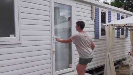 Pont de l’Ascension : les campings sont pris d’assaut (FRANCE 2)