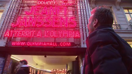 Jeanfi Janssens devant l'Olympia (S. Gurak /France 3 Nord Pas-de-Calais)