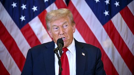 L'ancien président des États-Unis et candidat républicain Donald Trump s'adresse à la presse à la Trump Tower à New York, le 26 septembre 2024. (ANGELA WEISS / AFP)